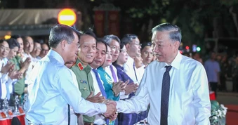 Tổng Bí thư, Chủ tịch nước Tô Lâm dự cầu truyền hình 'Sao sáng dẫn đường'