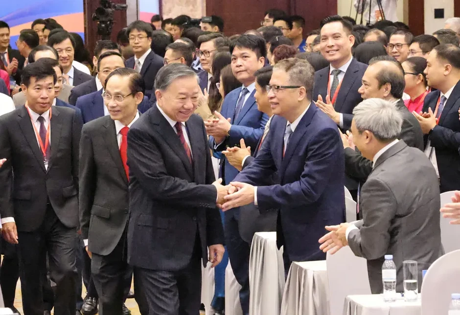 Tổng Bí thư, Chủ tịch nước Tô Lâm dự Hội nghị Ngoại giao lần thứ 33 Tổng Bí thư, Chủ tịch nước Tô Lâm dự Hội nghị Ngoại giao lần thứ 33