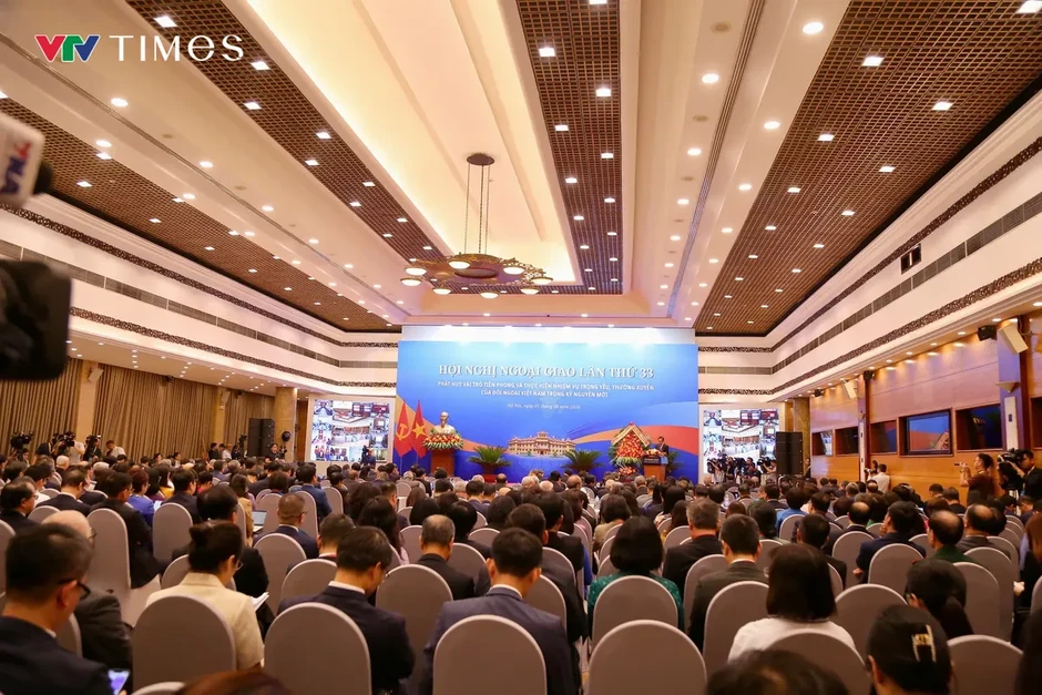 Tổng Bí thư, Chủ tịch nước Tô Lâm dự phiên khai mạc Hội nghị Ngoại giao lần thứ 33 Tổng Bí thư, Chủ tịch nước Tô Lâm dự phiên khai mạc Hội nghị Ngoại giao lần thứ 33