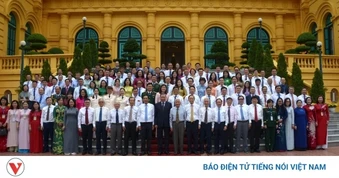 Tổng Bí thư, Chủ tịch nước Tô Lâm gặp mặt 101 nhà báo tiêu biểu
