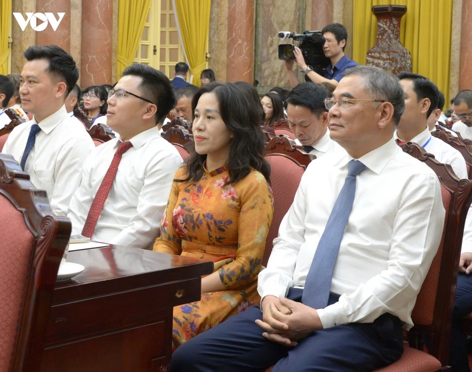 Tổng Bí thư, Chủ tịch nước Tô Lâm gặp mặt 101 nhà báo tiêu biểu Tổng Bí thư, Chủ tịch nước Tô Lâm gặp mặt 101 nhà báo tiêu biểu