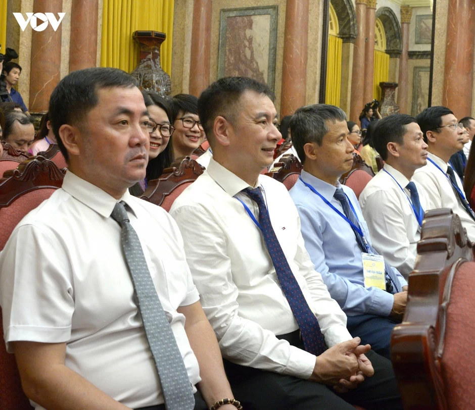 Tổng Bí thư, Chủ tịch nước Tô Lâm gặp mặt 101 nhà báo tiêu biểu Tổng Bí thư, Chủ tịch nước Tô Lâm gặp mặt 101 nhà báo tiêu biểu