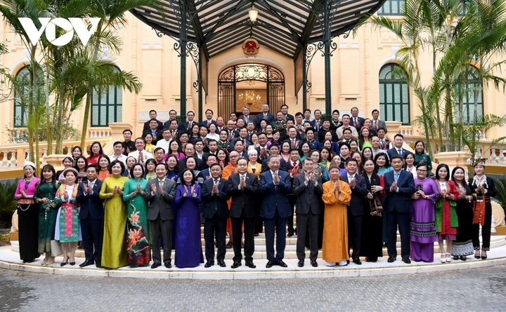 Tổng Bí thư, Chủ tịch nước Tô Lâm gặp mặt các ĐBQH người dân tộc thiểu số Tổng Bí thư, Chủ tịch nước Tô Lâm gặp mặt các ĐBQH người dân tộc thiểu số
