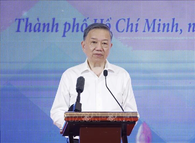 Tổng Bí thư, Chủ tịch nước Tô Lâm gặp mặt cựu cán bộ, công chức Cơ quan Thường trực Ban Chỉ đạo Tây Nguyên