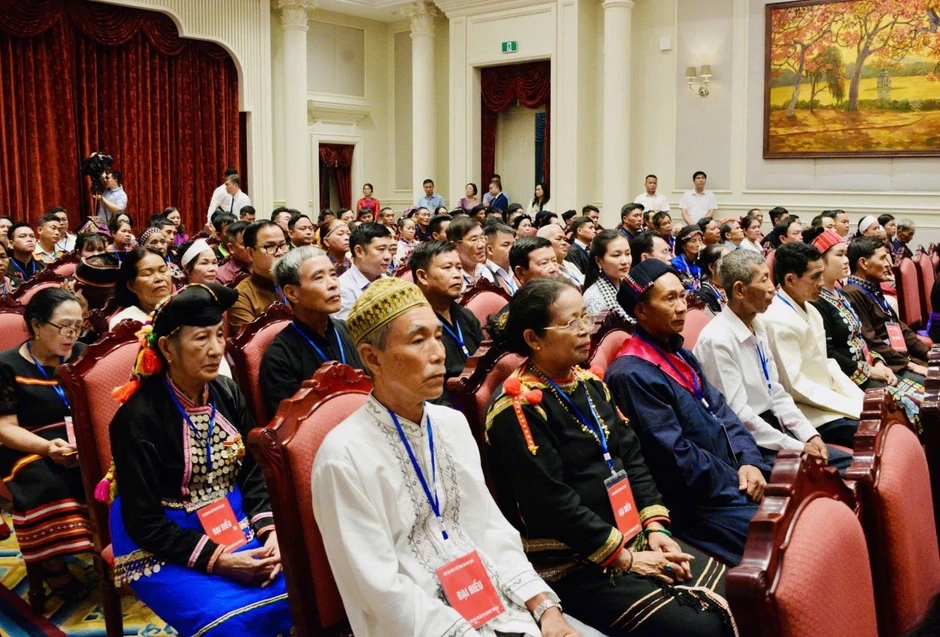 Tổng Bí thư, Chủ tịch nước Tô Lâm gặp mặt đại biểu dân tộc tiêu biểu Tổng Bí thư, Chủ tịch nước Tô Lâm gặp mặt đại biểu dân tộc tiêu biểu