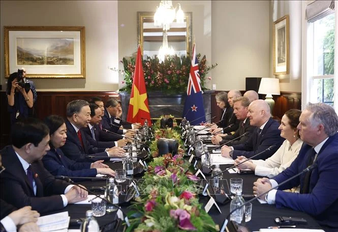 Tổng Bí thư, Chủ tịch nước Tô Lâm hội đàm chính thức với Thủ tướng New Zealand Tổng Bí thư, Chủ tịch nước Tô Lâm hội đàm chính thức với Thủ tướng New Zealand