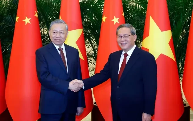 Tổng Bí thư, Chủ tịch nước Tô Lâm hội kiến Thủ tướng Quốc vụ viện Trung Quốc Lý Cường Tổng Bí thư, Chủ tịch nước Tô Lâm hội kiến Thủ tướng Quốc vụ viện Trung Quốc Lý Cường