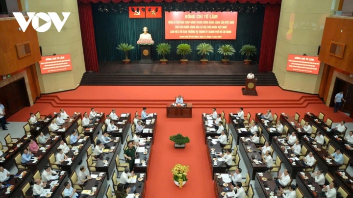 Tổng Bí thư, Chủ tịch nước Tô Lâm: Không để vốn, đất đai, cơ hội bị ách tắc Tổng Bí thư, Chủ tịch nước Tô Lâm: Không để vốn, đất đai, cơ hội bị ách tắc