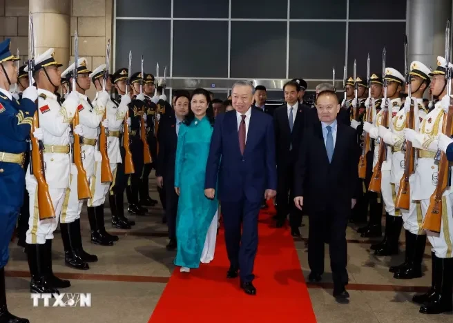 Tổng Bí thư, Chủ tịch nước Tô Lâm lên đường thăm thành phố Nam Ninh (Trung Quốc) Tổng Bí thư, Chủ tịch nước Tô Lâm lên đường thăm thành phố Nam Ninh (Trung Quốc)