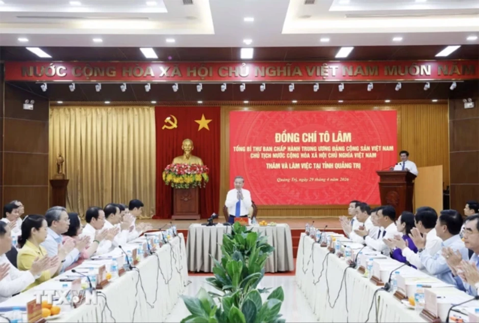 Tổng Bí thư, Chủ tịch nước Tô Lâm: Quảng Trị xác định chiến lược 'vươn Đông tỏa Tây' Tổng Bí thư, Chủ tịch nước Tô Lâm: Quảng Trị xác định chiến lược 'vươn Đông tỏa Tây'