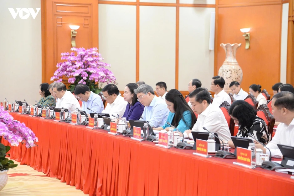 Tổng Bí thư, Chủ tịch nước Tô Lâm: Sửa đổi Điều lệ Đảng phải lấy hiệu quả tổ chức và sự phục vụ nhân dân làm thước đo Tổng Bí thư, Chủ tịch nước Tô Lâm: Sửa đổi Điều lệ Đảng phải lấy hiệu quả tổ chức và sự phục vụ nhân dân làm thước đo