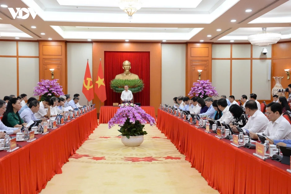 Tổng Bí thư, Chủ tịch nước Tô Lâm: Sửa đổi Điều lệ Đảng phải lấy hiệu quả tổ chức và sự phục vụ nhân dân làm thước đo Tổng Bí thư, Chủ tịch nước Tô Lâm: Sửa đổi Điều lệ Đảng phải lấy hiệu quả tổ chức và sự phục vụ nhân dân làm thước đo