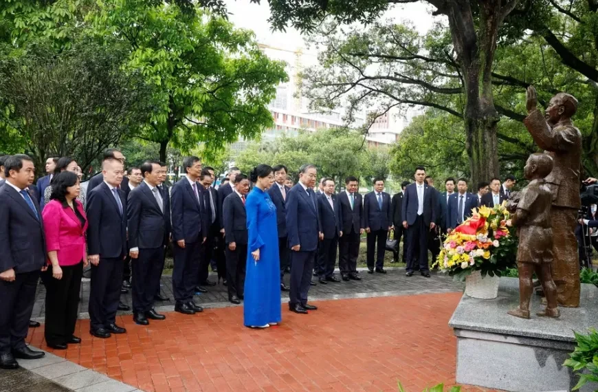 Tổng Bí thư, Chủ tịch nước Tô Lâm thăm di tích Khu học xá Trung ương tại Trung Quốc Tổng Bí thư, Chủ tịch nước Tô Lâm thăm di tích Khu học xá Trung ương tại Trung Quốc