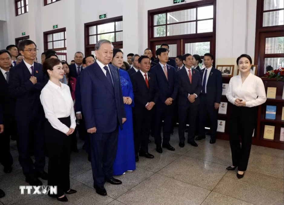 Tổng Bí thư, Chủ tịch nước Tô Lâm thăm di tích Khu học xá Trung ương, Trung Quốc Tổng Bí thư, Chủ tịch nước Tô Lâm thăm di tích Khu học xá Trung ương, Trung Quốc