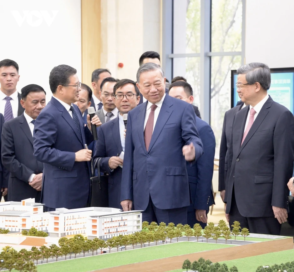Tổng Bí thư, Chủ tịch nước Tô Lâm thăm khu mới Hùng An, tỉnh Hà Bắc, Trung Quốc Tổng Bí thư, Chủ tịch nước Tô Lâm thăm khu mới Hùng An, tỉnh Hà Bắc, Trung Quốc