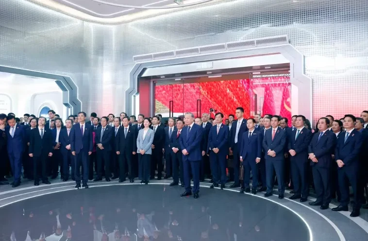 Tổng Bí thư, Chủ tịch nước Tô Lâm tham quan Trung tâm trí tuệ nhân tạo Trung Quốc - ASEAN Tổng Bí thư, Chủ tịch nước Tô Lâm tham quan Trung tâm trí tuệ nhân tạo Trung Quốc - ASEAN