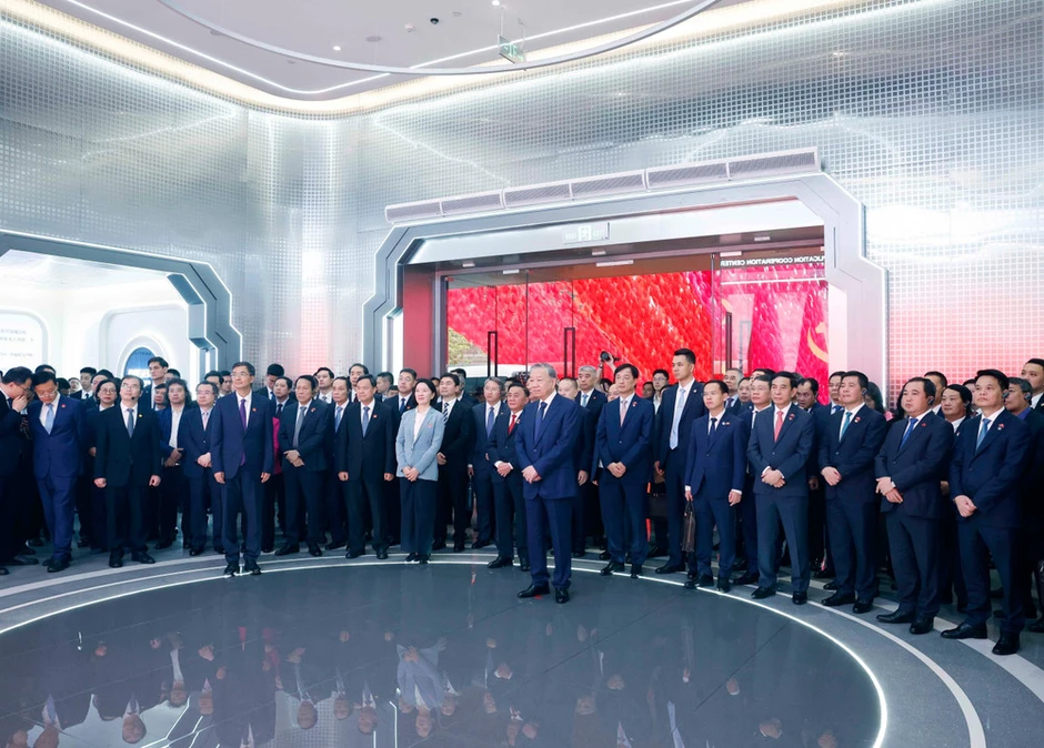 Tổng Bí thư, Chủ tịch nước Tô Lâm thăm Trung tâm Hợp tác đổi mới trí tuệ nhân tạo Trung Quốc-ASEAN Tổng Bí thư, Chủ tịch nước Tô Lâm thăm Trung tâm Hợp tác đổi mới trí tuệ nhân tạo Trung Quốc-ASEAN