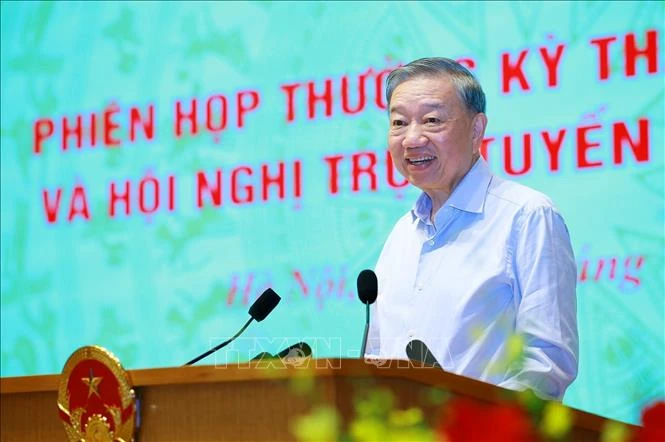 Tổng Bí thư, Chủ tịch nước Tô Lâm: Tháo gỡ ngay điểm nghẽn 'tổ chức triển khai' để thúc đẩy tăng trưởng Tổng Bí thư, Chủ tịch nước Tô Lâm: Tháo gỡ ngay điểm nghẽn 'tổ chức triển khai' để thúc đẩy tăng trưởng
