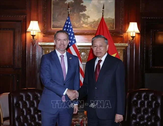 Tổng Bí thư, Chủ tịch nước Tô Lâm tiếp các Hạ nghị sỹ Hoa Kỳ Tổng Bí thư, Chủ tịch nước Tô Lâm tiếp các Hạ nghị sỹ Hoa Kỳ