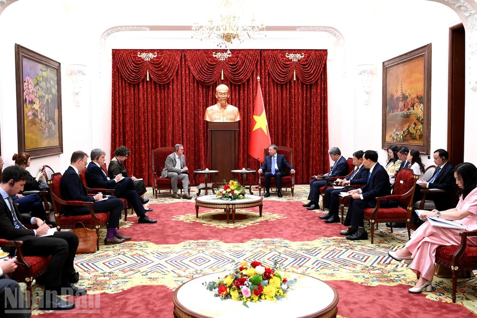 Tổng Bí thư, Chủ tịch nước Tô Lâm tiếp Phó Chủ tịch Quốc hội Cộng hòa Liên bang Đức Bodo Ramelow Tổng Bí thư, Chủ tịch nước Tô Lâm tiếp Phó Chủ tịch Quốc hội Cộng hòa Liên bang Đức Bodo Ramelow