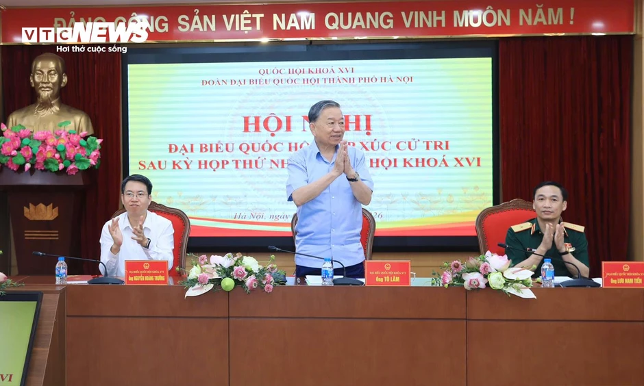 Tổng Bí thư, Chủ tịch nước Tô Lâm tiếp xúc cử tri 10 phường của Hà Nội Tổng Bí thư, Chủ tịch nước Tô Lâm tiếp xúc cử tri 10 phường của Hà Nội