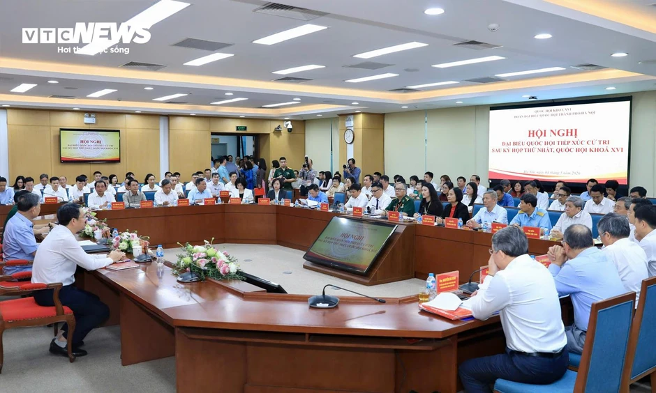 Tổng Bí thư, Chủ tịch nước Tô Lâm tiếp xúc cử tri 10 phường của Hà Nội Tổng Bí thư, Chủ tịch nước Tô Lâm tiếp xúc cử tri 10 phường của Hà Nội