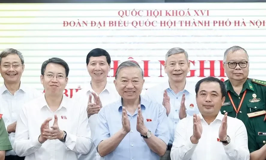 Tổng Bí thư, Chủ tịch nước Tô Lâm tiếp xúc cử tri tại Hà Nội Tổng Bí thư, Chủ tịch nước Tô Lâm tiếp xúc cử tri tại Hà Nội