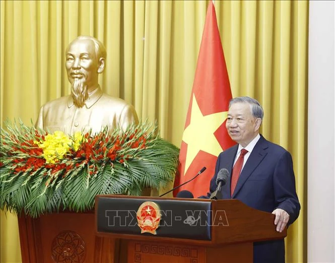 Tổng Bí thư, Chủ tịch nước Tô Lâm trao quyết định bổ nhiệm Thẩm phán TAND tối cao