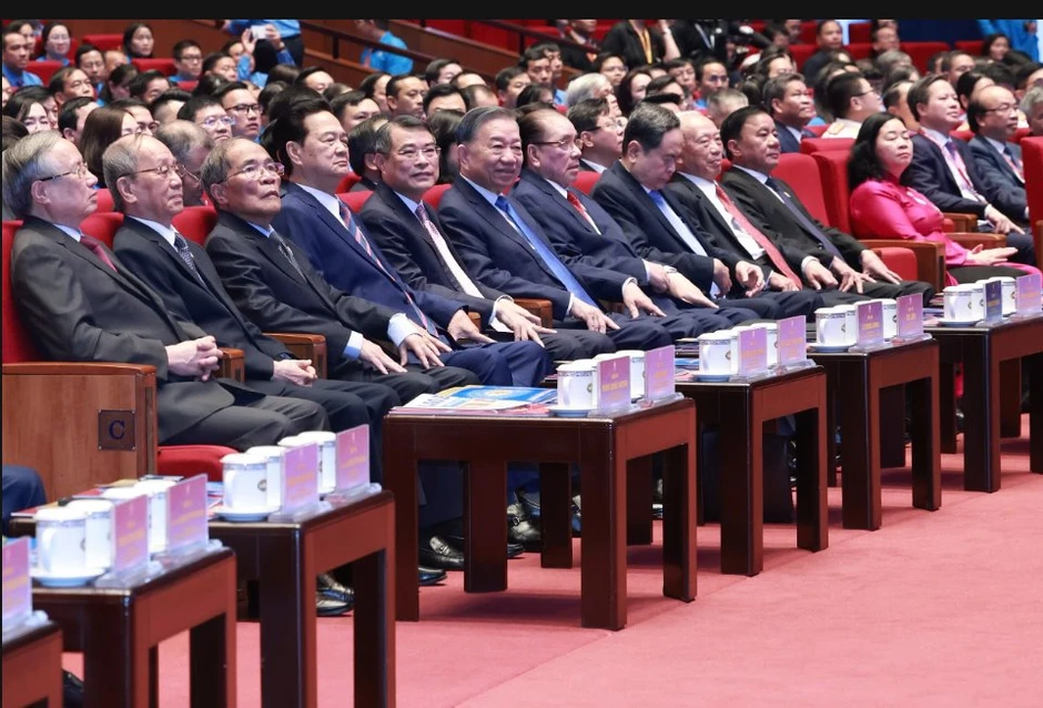 Tổng Bí thư, Chủ tịch nước Tô Lâm và nhiều lãnh đạo Đảng, Nhà nước dự Đại hội XIV Công đoàn Việt Nam Tổng Bí thư, Chủ tịch nước Tô Lâm và nhiều lãnh đạo Đảng, Nhà nước dự Đại hội XIV Công đoàn Việt Nam