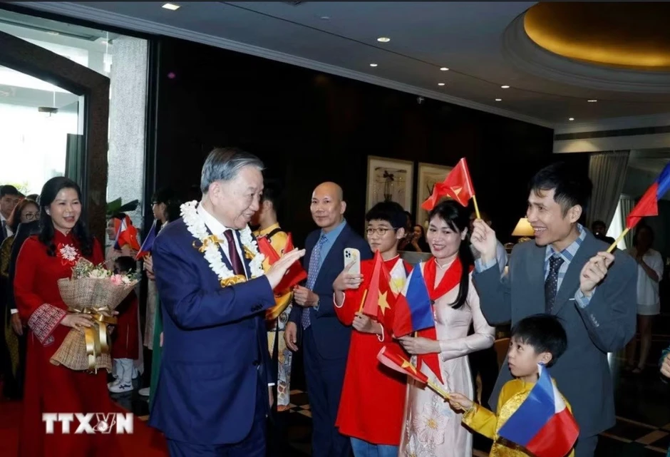 Tổng Bí thư, Chủ tịch nước Tô Lâm và Phu nhân bắt đầu chuyến thăm Philippines Tổng Bí thư, Chủ tịch nước Tô Lâm và Phu nhân bắt đầu chuyến thăm Philippines