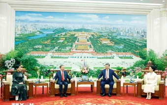 Tổng Bí thư, Chủ tịch nước Tô Lâm và Phu nhân cùng Tổng Bí thư, Chủ tịch nước Tập Cận Bình và Phu nhân dự tiệc trà