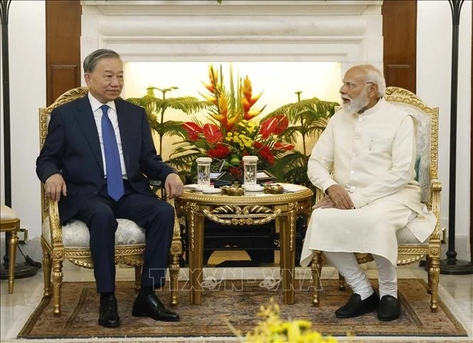 Tổng Bí thư, Chủ tịch nước Tô Lâm và Thủ tướng Ấn Độ Narendra Modi gặp hẹp Tổng Bí thư, Chủ tịch nước Tô Lâm và Thủ tướng Ấn Độ Narendra Modi gặp hẹp