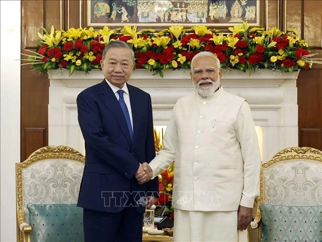 Tổng Bí thư, Chủ tịch nước Tô Lâm và Thủ tướng Ấn Độ Narendra Modi gặp hẹp Tổng Bí thư, Chủ tịch nước Tô Lâm và Thủ tướng Ấn Độ Narendra Modi gặp hẹp