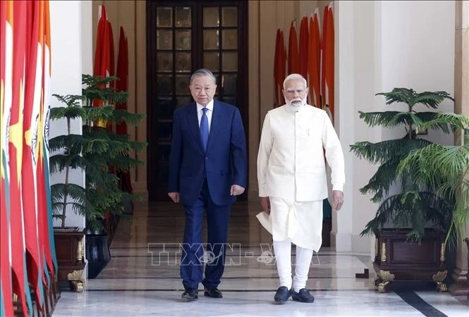 Tổng Bí thư, Chủ tịch nước Tô Lâm và Thủ tướng Ấn Độ Narendra Modi gặp hẹp Tổng Bí thư, Chủ tịch nước Tô Lâm và Thủ tướng Ấn Độ Narendra Modi gặp hẹp