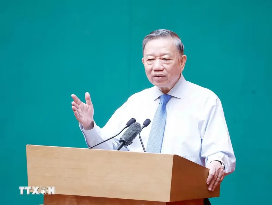 Tổng Bí thư, Chủ tịch nước Tô Lâm: Xây dựng lực lượng Cảnh sát nhân dân đáp ứng yêu cầu trong tình hình mới Tổng Bí thư, Chủ tịch nước Tô Lâm: Xây dựng lực lượng Cảnh sát nhân dân đáp ứng yêu cầu trong tình hình mới