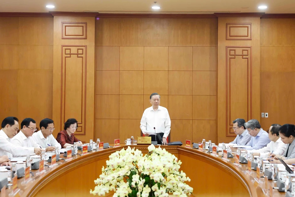 Tổng Bí thư, Chủ tịch nước Tô Lâm yêu cầu “thay đổi tư duy bằng cấp” Tổng Bí thư, Chủ tịch nước Tô Lâm yêu cầu “thay đổi tư duy bằng cấp”