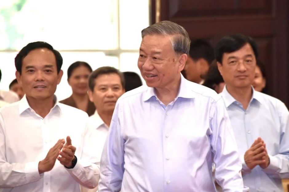 Tổng Bí thư, Chủ tịch nước: TP HCM cần tìm mô hình phát triển mới Tổng Bí thư, Chủ tịch nước: TP HCM cần tìm mô hình phát triển mới