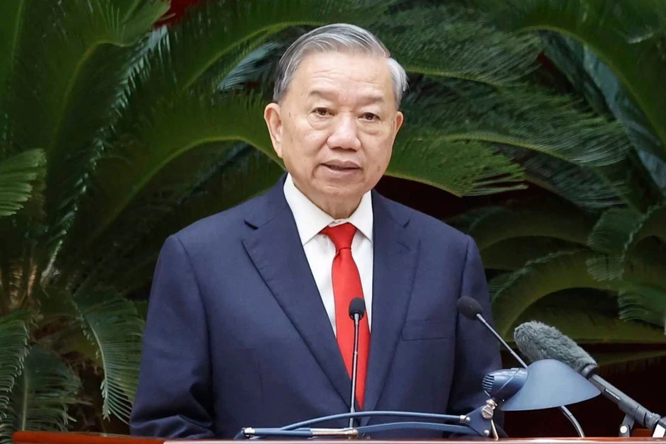 Tổng Bí thư, Chủ tịch nước trao các quyết định về chỉ định nhân sự Tổng Bí thư, Chủ tịch nước trao các quyết định về chỉ định nhân sự