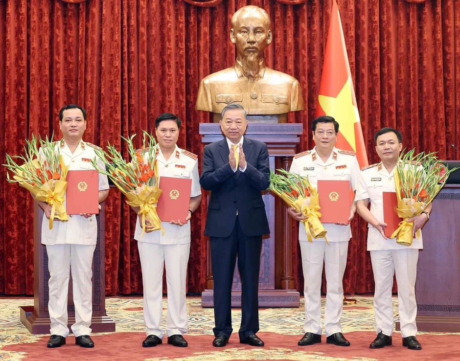 Tổng Bí thư, Chủ tịch nước trao quyết định bổ nhiệm 4 Kiểm sát viên VKSND Tối cao