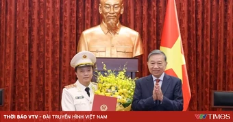 Tổng Bí thư, Chủ tịch nước trao quyết định thăng cấp bậc hàm Thượng tướng cho đồng chí Đặng Hồng Đức