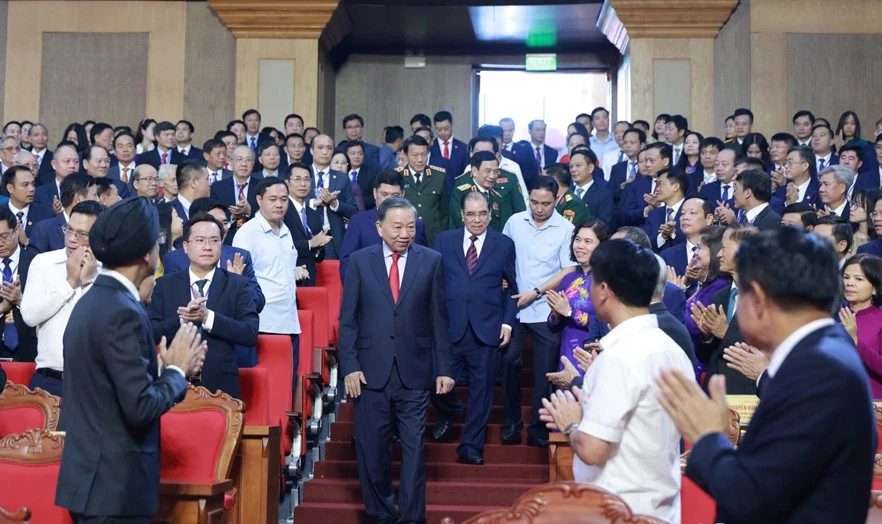 Tổng Bí thư, Chủ tịch nước: Xây dựng Bắc Ninh theo mô hình đô thị hiện đại và giàu bản sắc Tổng Bí thư, Chủ tịch nước: Xây dựng Bắc Ninh theo mô hình đô thị hiện đại và giàu bản sắc