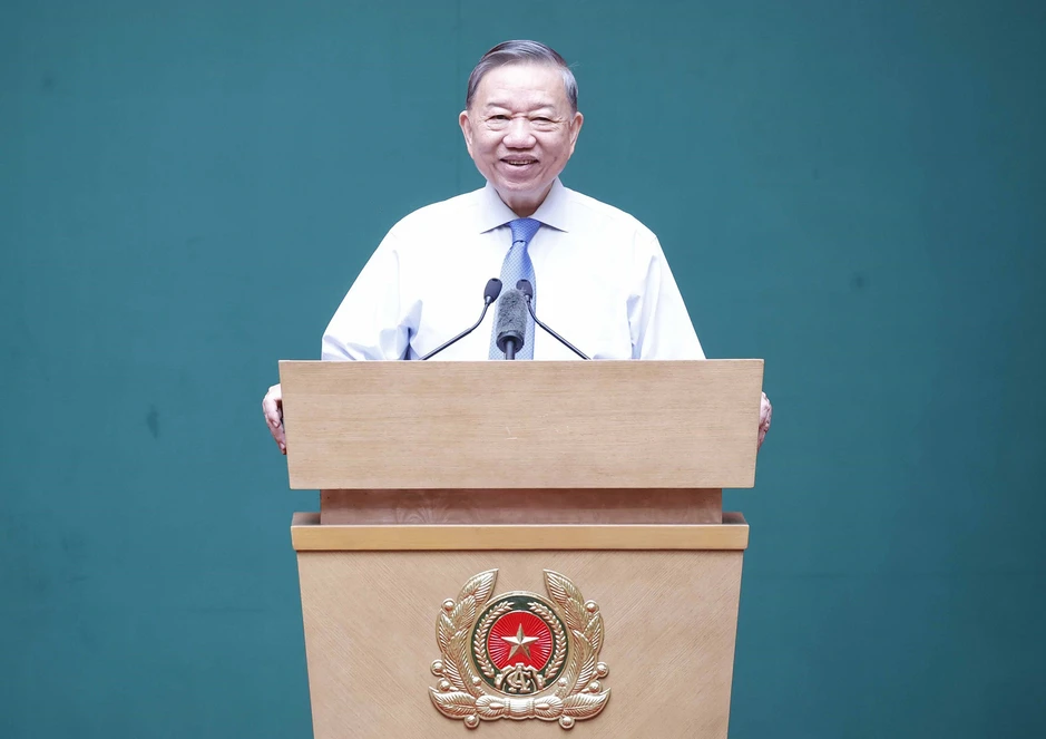 Tổng Bí thư, Chủ tịch nước: Xây dựng lực lượng Cảnh sát nhân dân đáp ứng yêu cầu trong tình hình mới Tổng Bí thư, Chủ tịch nước: Xây dựng lực lượng Cảnh sát nhân dân đáp ứng yêu cầu trong tình hình mới