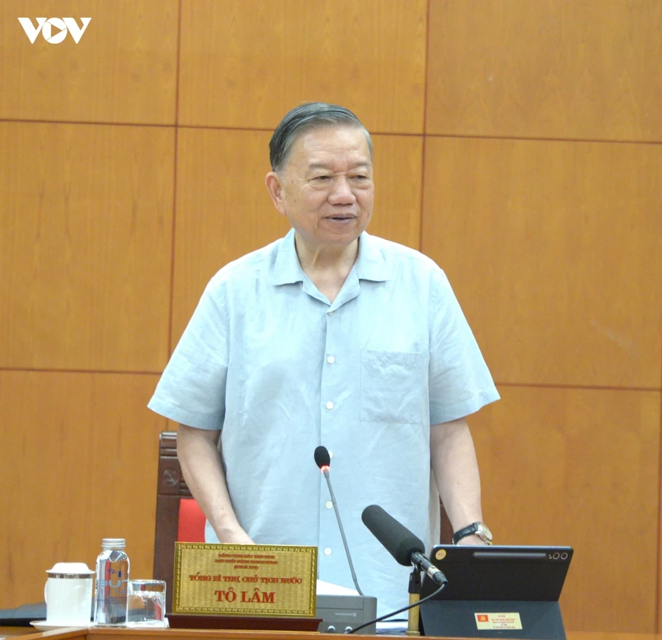 Tổng Bí thư, Chủ tịch nước yêu cầu đầu tư trọng tâm cho công nghệ lượng tử Tổng Bí thư, Chủ tịch nước yêu cầu đầu tư trọng tâm cho công nghệ lượng tử