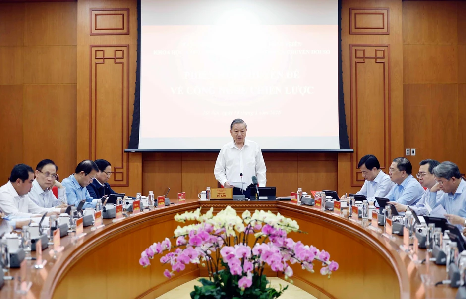 Tổng Bí thư: Cơ chế tài chính cho công nghệ chiến lược, 'chấp nhận rủi ro có kiểm soát' Tổng Bí thư: Cơ chế tài chính cho công nghệ chiến lược, 'chấp nhận rủi ro có kiểm soát'