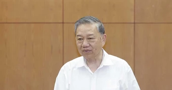 Tổng Bí thư: Tái cơ cấu nền kinh tế, 'cởi trói' tư duy cũ