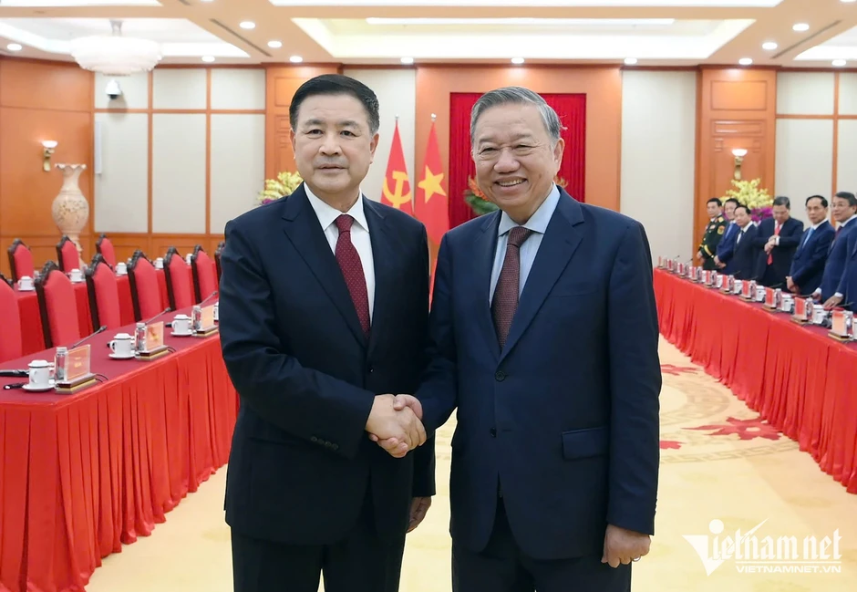 Tổng Bí thư tiếp Bộ trưởng Ngoại giao, Quốc phòng, Công an Trung Quốc Tổng Bí thư tiếp Bộ trưởng Ngoại giao, Quốc phòng, Công an Trung Quốc