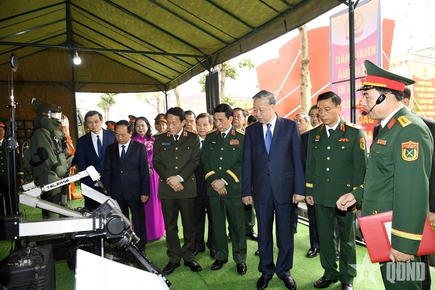 Tổng Bí thư Tô Lâm dự Lễ kỷ niệm 80 năm Ngày thành lập Binh chủng Công binh và đón nhận Huân chương Hồ Chí Minh Tổng Bí thư Tô Lâm dự Lễ kỷ niệm 80 năm Ngày thành lập Binh chủng Công binh và đón nhận Huân chương Hồ Chí Minh