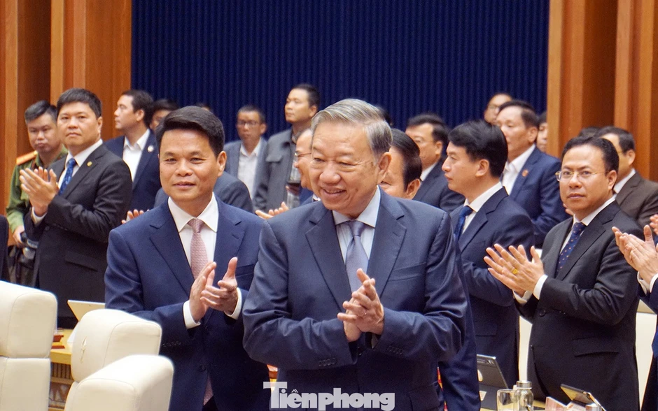 Tổng Bí thư Tô Lâm làm việc với Đảng bộ thành phố Hải Phòng Tổng Bí thư Tô Lâm làm việc với Đảng bộ thành phố Hải Phòng