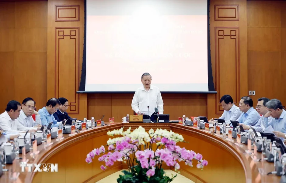 Tổng Bí thư Tô Lâm: Phát triển công nghệ phải xuất phát từ nhu cầu nền kinh tế và lợi ích quốc gia Tổng Bí thư Tô Lâm: Phát triển công nghệ phải xuất phát từ nhu cầu nền kinh tế và lợi ích quốc gia