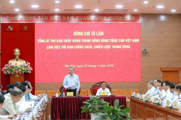 Tổng Bí thư Tô Lâm: Tăng trưởng "2 con số" phải bảo đảm quốc phòng, an ninh, an sinh xã hội Tổng Bí thư Tô Lâm: Tăng trưởng "2 con số" phải bảo đảm quốc phòng, an ninh, an sinh xã hội